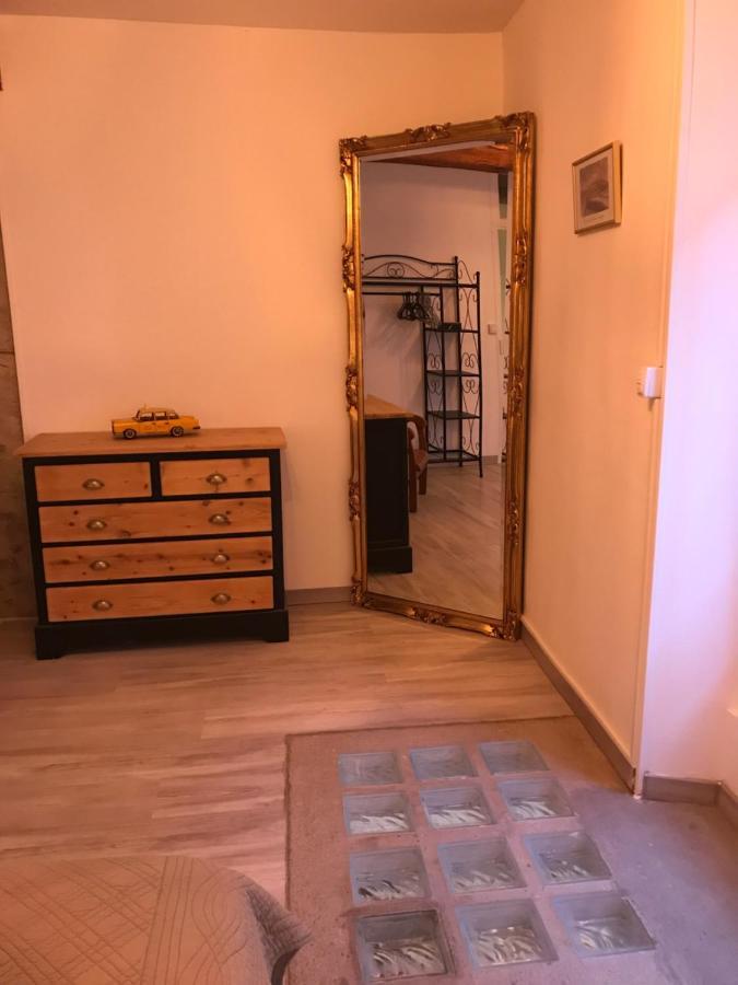 Le Grenier De Manee Villa Villemoustaussou Eksteriør bilde